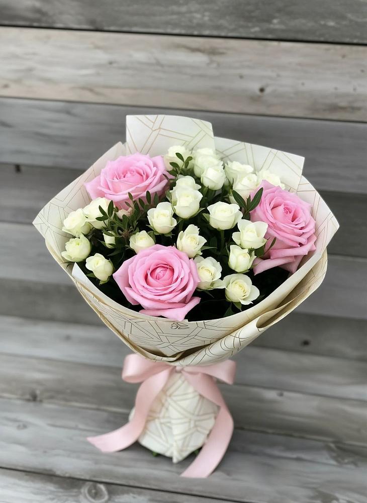 Букет цветов из: Розы в Высоцком