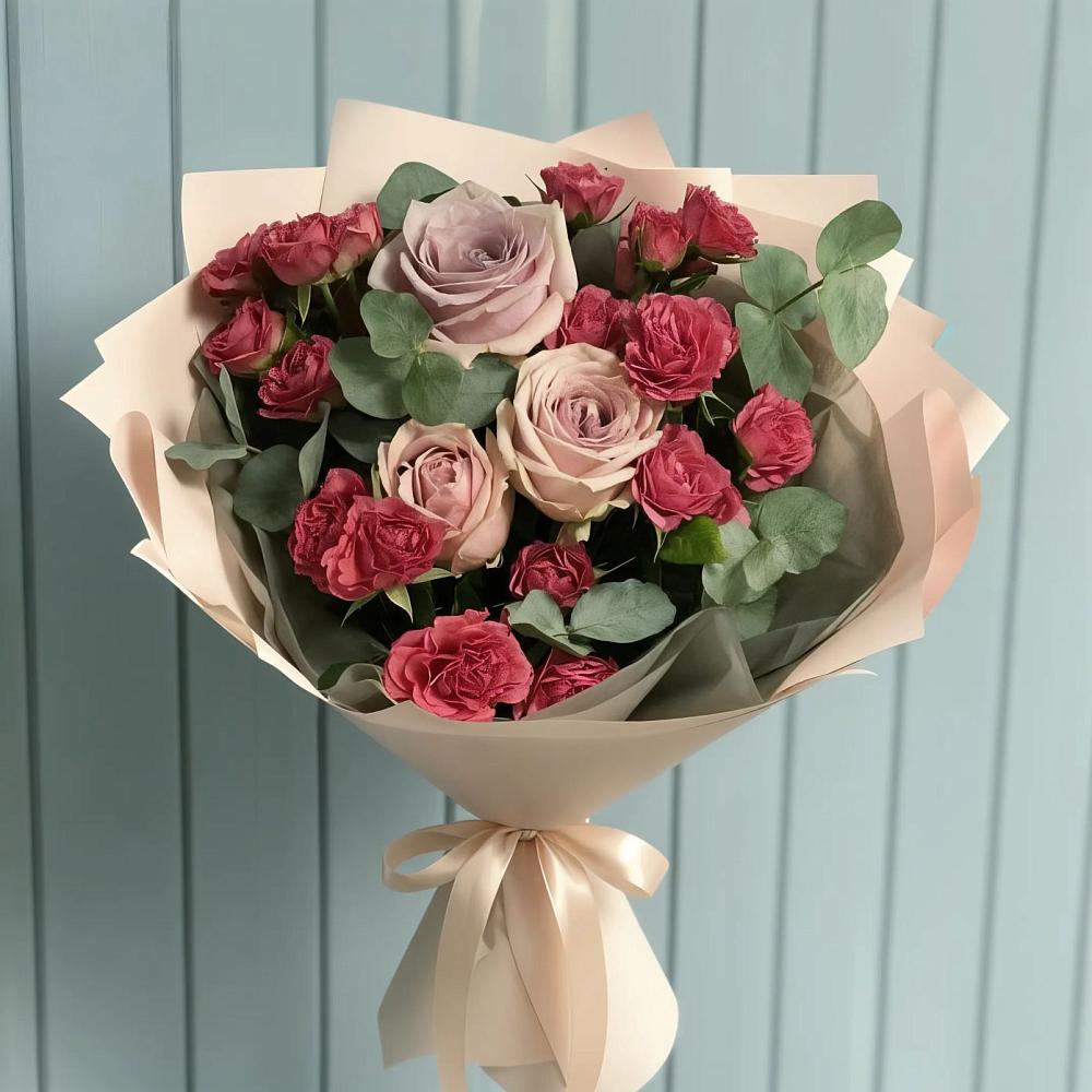 Букет цветов из: Гвоздики и Розы в Высоцком