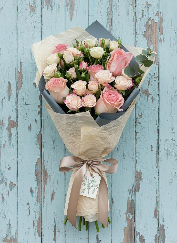 Букет цветов из: Розы в Высоцком