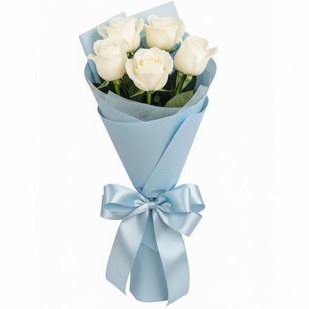 Букет 5 Белых роз Проуд в Высоцком
