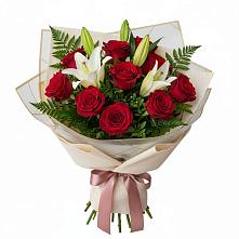 Букет цветов из:  Лилии и Розы в Высоцком