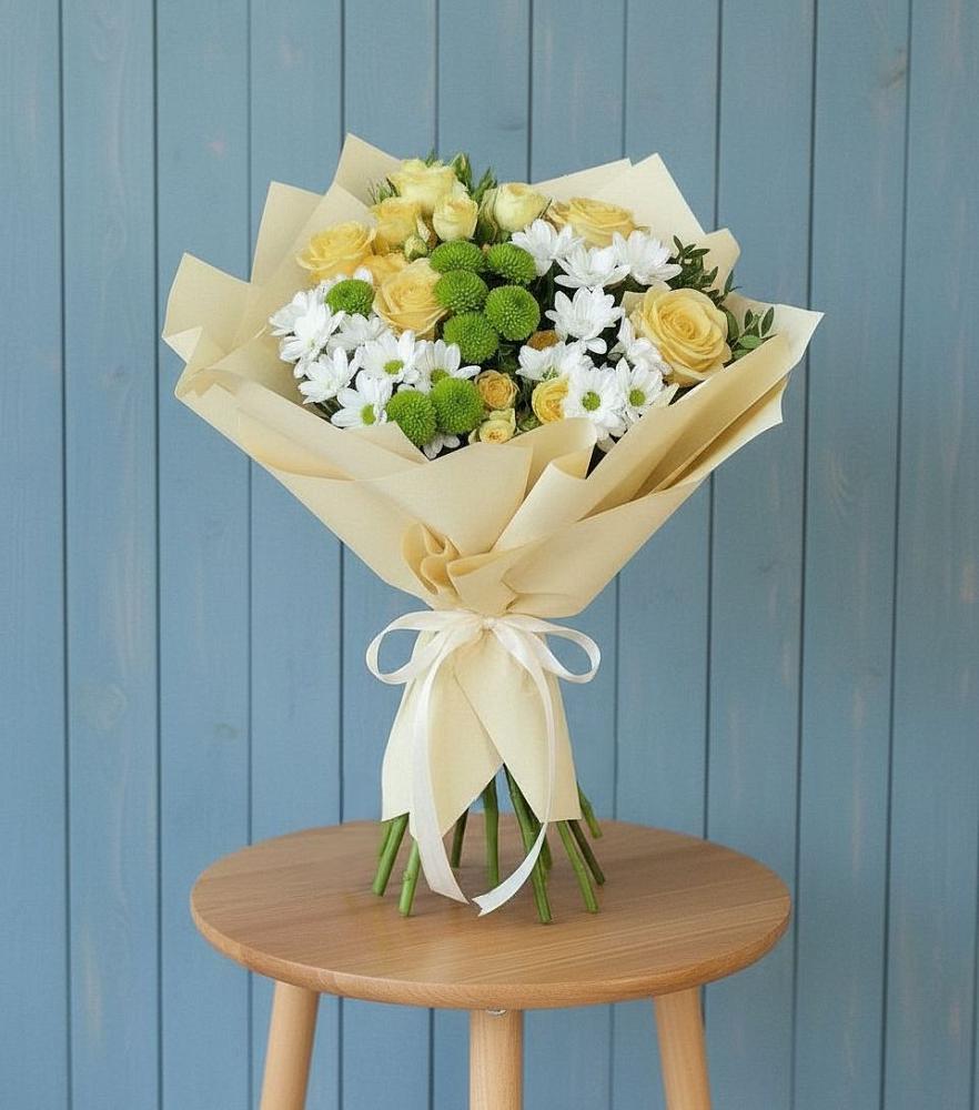 Букет цветов из: Хризантемы и Розы в Высоцком