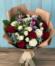 Букет цветов из:  Розы и Альстромерии в Высоцком