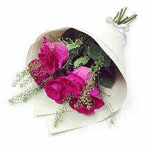 Букет цветов из:  Розы в Высоцком