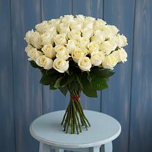 Букет 51 Белая роза Эдлесс Лав в Высоцком