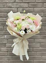 Букет цветов из:  Гвоздики, Розы, Лизиантусы и Хризантемы #REPLACE_PRED# Высоцком
