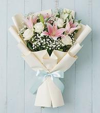 Букет цветов из:  Лилии в Высоцком